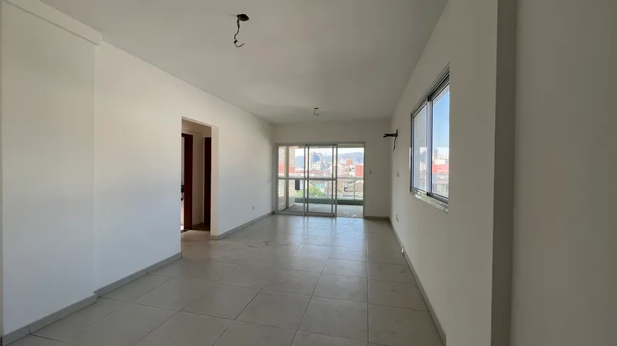 Foto 1 de Apartamento com 3 Quartos à venda, 127m² em Centro, São Vicente