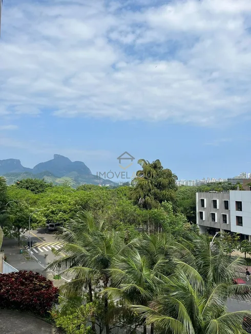 Foto 1 de Apartamento com 4 Quartos à venda, 160m² em Barra da Tijuca, Rio de Janeiro