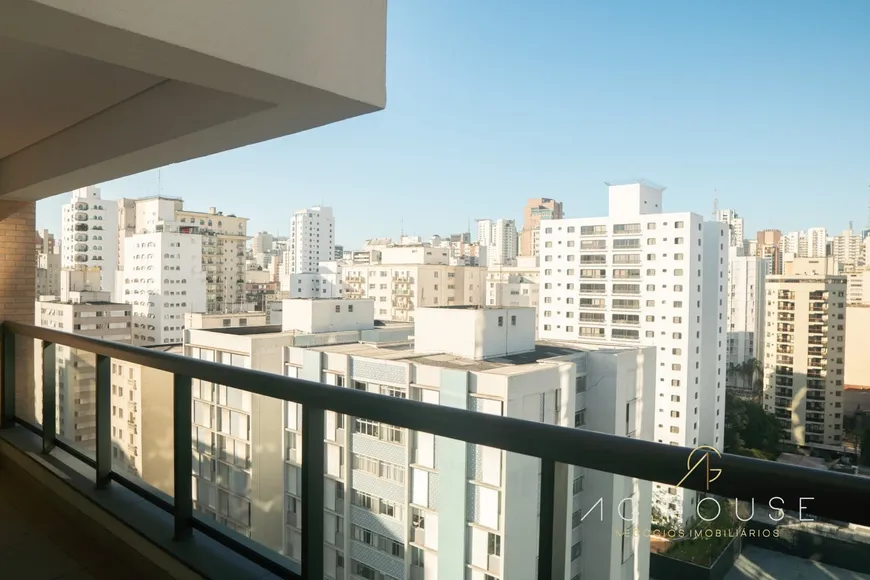 Foto 1 de Apartamento com 3 Quartos à venda, 127m² em Jardins, São Paulo