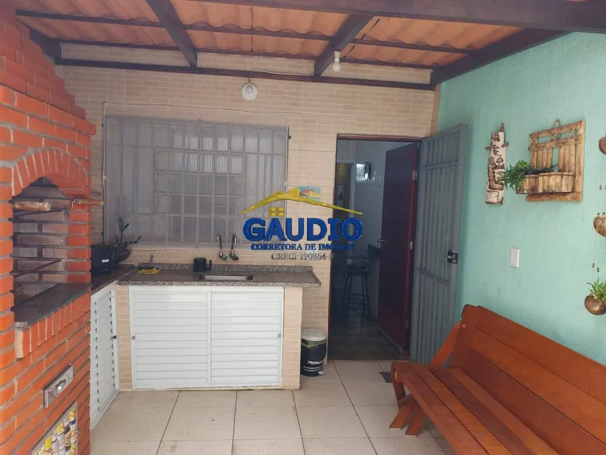 Foto 1 de Casa com 2 Quartos à venda, 85m² em Jardim Saporito, Taboão da Serra