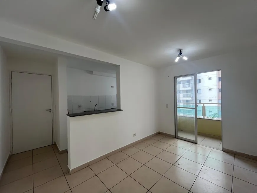 Foto 1 de Apartamento com 2 Quartos à venda, 48m² em Vila das Mercês, São Paulo