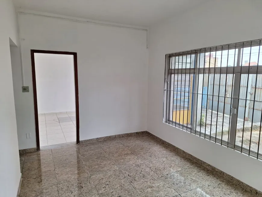 Foto 1 de Casa com 3 Quartos para alugar, 150m² em Jardim Haydee, Mauá