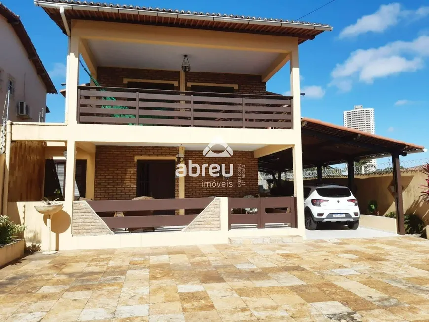 Foto 1 de Casa com 3 Quartos à venda, 240m² em Ponta Negra, Natal