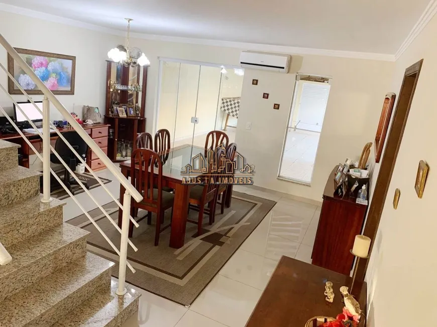 Foto 1 de Casa com 3 Quartos à venda, 347m² em Centro, Aracoiaba da Serra