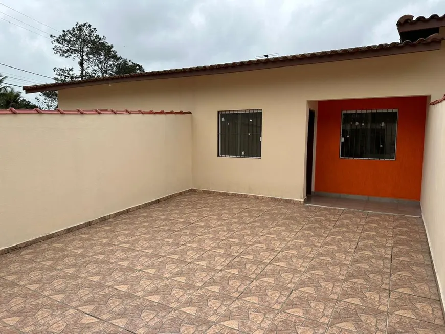 Foto 1 de Casa com 2 Quartos à venda, 68m² em Estancia Antonio Novaes, Peruíbe