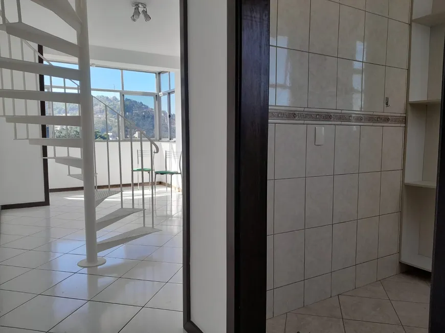 Foto 1 de Cobertura com 2 Quartos à venda, 105m² em Centro, Niterói