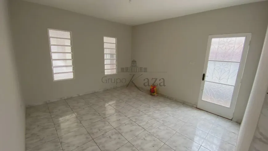 Foto 1 de Casa com 2 Quartos à venda, 135m² em Jardim do Vale, Jacareí