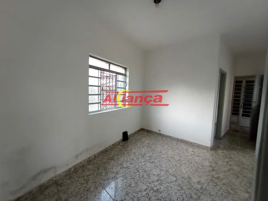 Foto 1 de Casa com 1 Quarto para alugar, 45m² em Jardim Palmira, Guarulhos