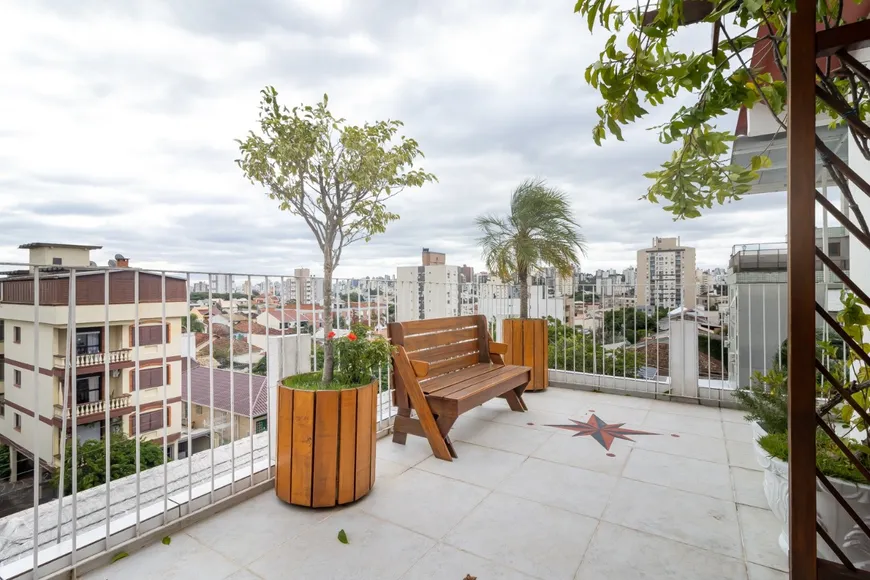 Foto 1 de Apartamento com 3 Quartos à venda, 163m² em Partenon, Porto Alegre