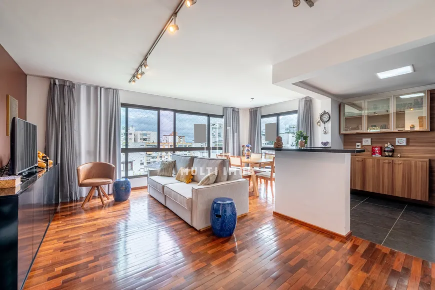 Foto 1 de Apartamento com 3 Quartos à venda, 103m² em Rio Branco, Porto Alegre