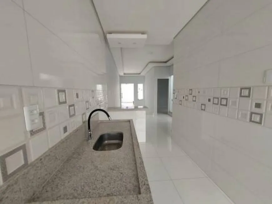 Foto 1 de Casa com 3 Quartos à venda, 83m² em Pituaçu, Salvador