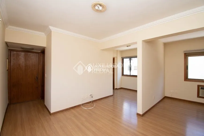 Foto 1 de Apartamento com 3 Quartos à venda, 73m² em Santana, Porto Alegre