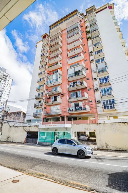 Foto 1 de Apartamento com 3 Quartos à venda, 170m² em Cidade Velha, Belém
