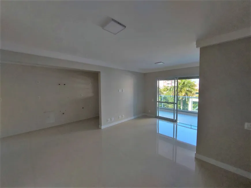 Foto 1 de Apartamento com 3 Quartos à venda, 105m² em Jardim Atlântico, Florianópolis