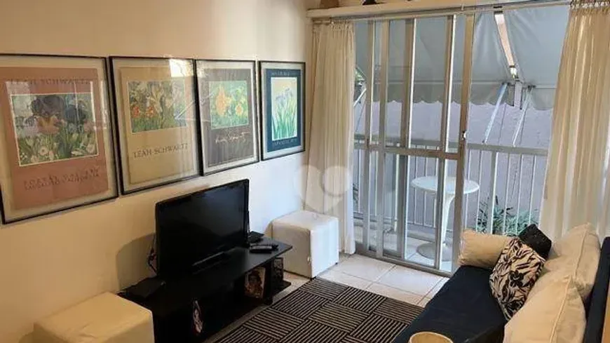 Foto 1 de Flat com 2 Quartos à venda, 47m² em Ipanema, Rio de Janeiro