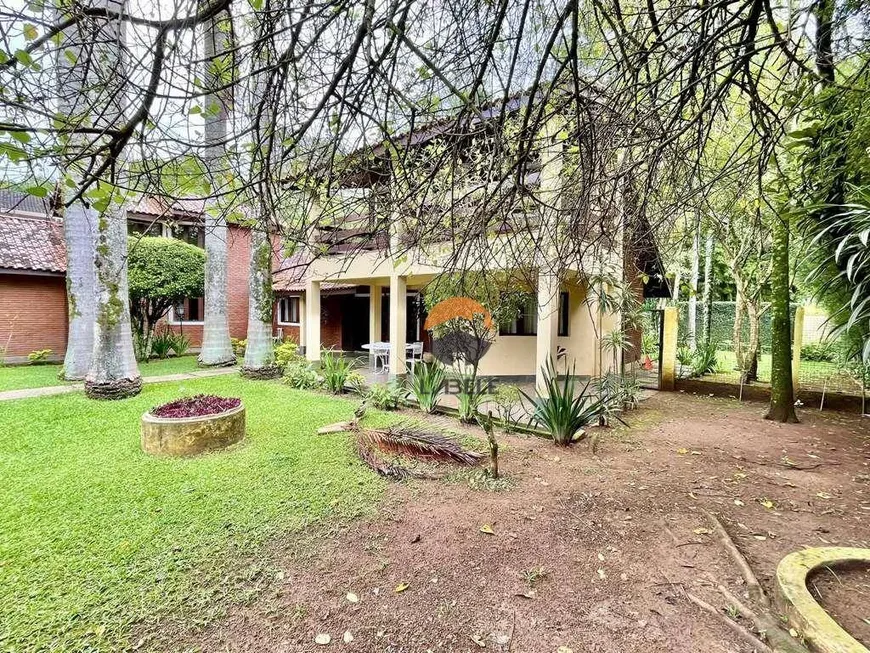 Foto 1 de Casa de Condomínio com 4 Quartos à venda, 428m² em Granja Viana, Carapicuíba