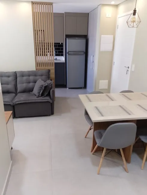 Foto 1 de Apartamento com 2 Quartos à venda, 50m² em Vila Curuçá, Santo André