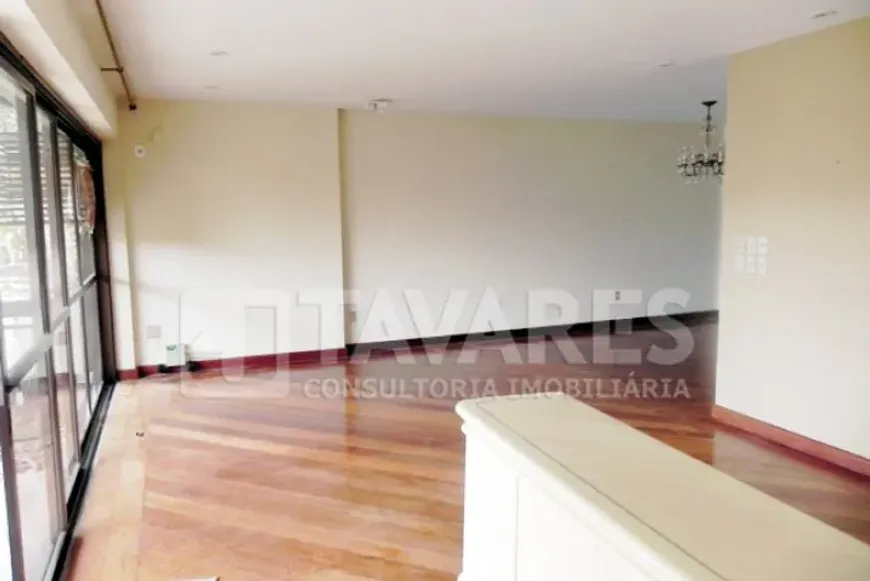 Foto 1 de Apartamento com 3 Quartos à venda, 194m² em Barra da Tijuca, Rio de Janeiro