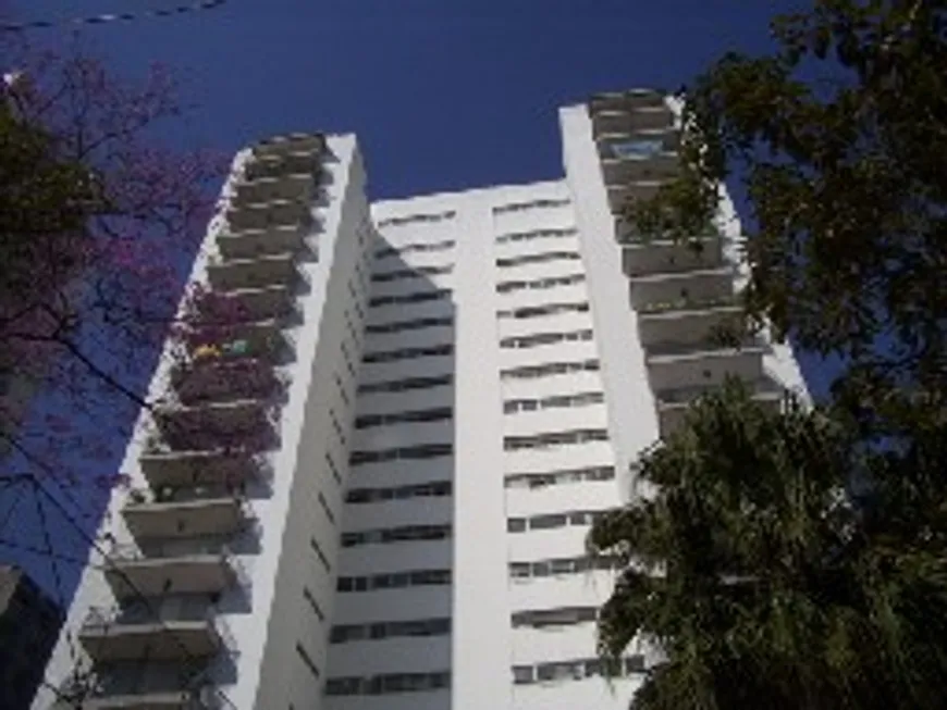 Foto 1 de Apartamento com 4 Quartos à venda, 170m² em Moema, São Paulo