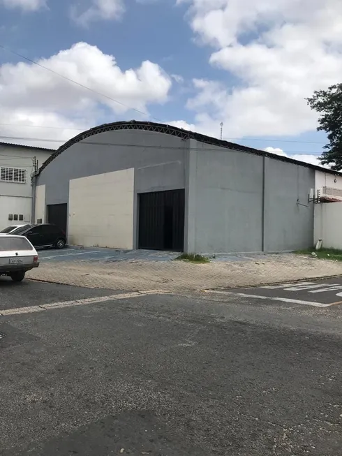 Foto 1 de Galpão/Depósito/Armazém para alugar, 450m² em Noivos, Teresina