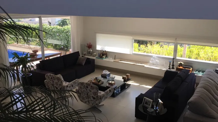 Foto 1 de Casa de Condomínio com 4 Quartos para venda ou aluguel, 500m² em Genesis 1, Santana de Parnaíba