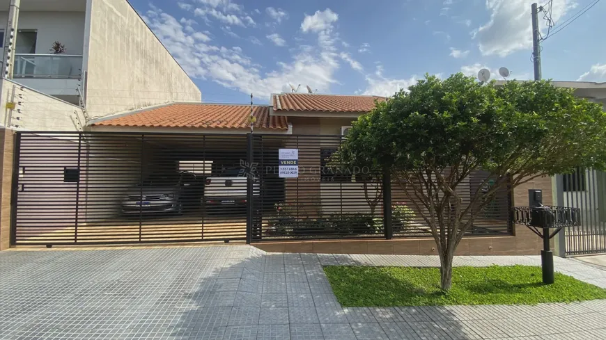 Foto 1 de Casa com 3 Quartos à venda, 147m² em Parque Residencial Patricia, Maringá