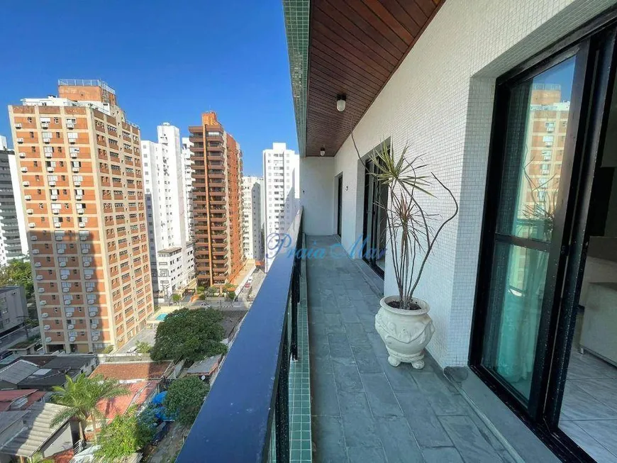 Foto 1 de Apartamento com 3 Quartos à venda, 197m² em Praia das Pitangueiras, Guarujá