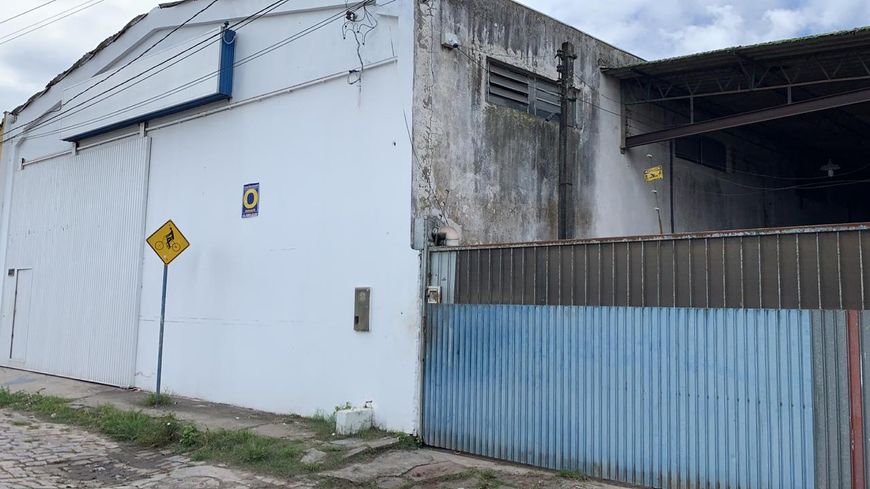 Foto 1 de Galpão/Depósito/Armazém à venda, 480m² em Industrial, Paranaguá