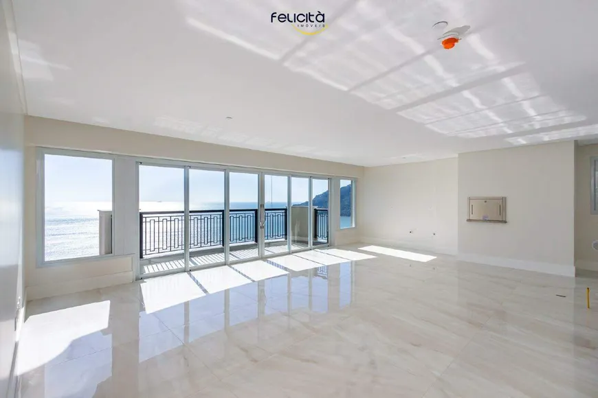 Foto 1 de Apartamento com 4 Quartos à venda, 230m² em Barra Sul, Balneário Camboriú