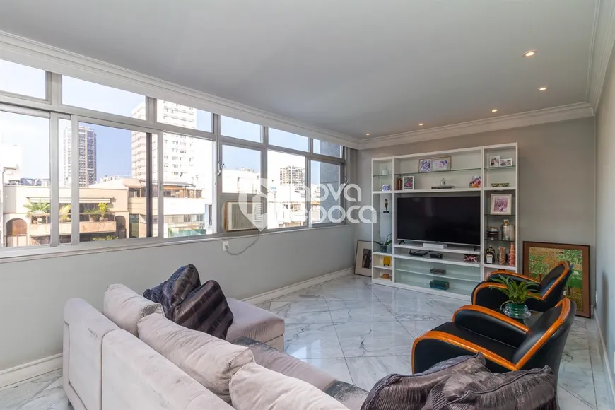 Foto 1 de Apartamento com 3 Quartos à venda, 134m² em Leblon, Rio de Janeiro