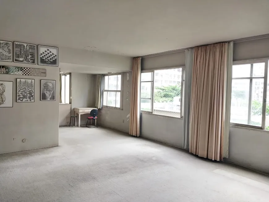 Foto 1 de Apartamento com 3 Quartos à venda, 175m² em Copacabana, Rio de Janeiro