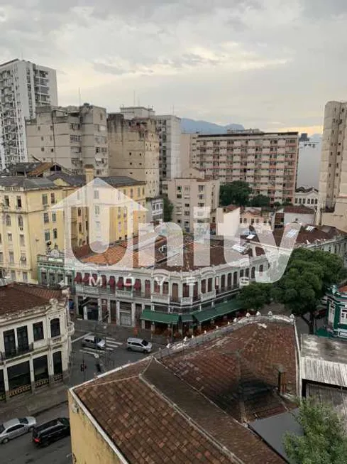 Foto 1 de Kitnet com 1 Quarto à venda, 34m² em Centro, Rio de Janeiro