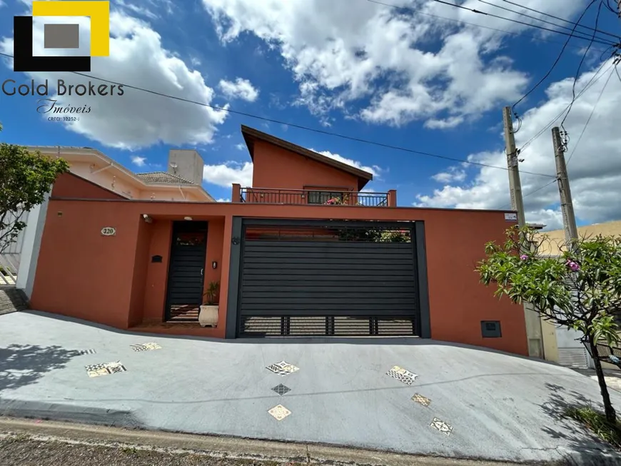 Foto 1 de Sobrado com 3 Quartos para venda ou aluguel, 254m² em Horto Santo Antonio, Jundiaí