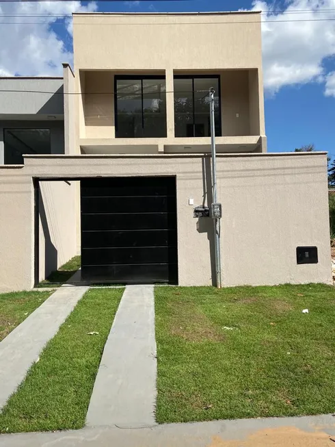 Foto 1 de Sobrado com 3 Quartos à venda, 160m² em Jardim Canada, Aparecida de Goiânia