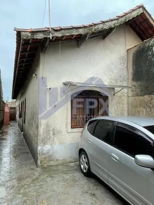 Foto 1 de Casa com 2 Quartos à venda, 60m² em Suarão, Itanhaém