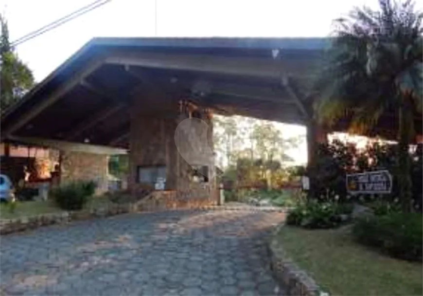 Foto 1 de Casa de Condomínio com 1 Quarto à venda, 600m² em Serra da Cantareira, Mairiporã