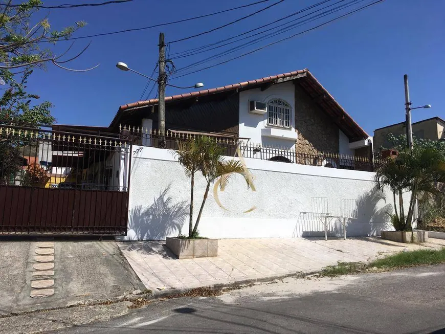 Foto 1 de Casa com 3 Quartos à venda, 200m² em Luz, Nova Iguaçu