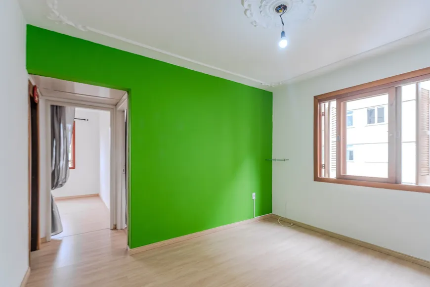 Foto 1 de Apartamento com 2 Quartos à venda, 53m² em Jardim Botânico, Porto Alegre