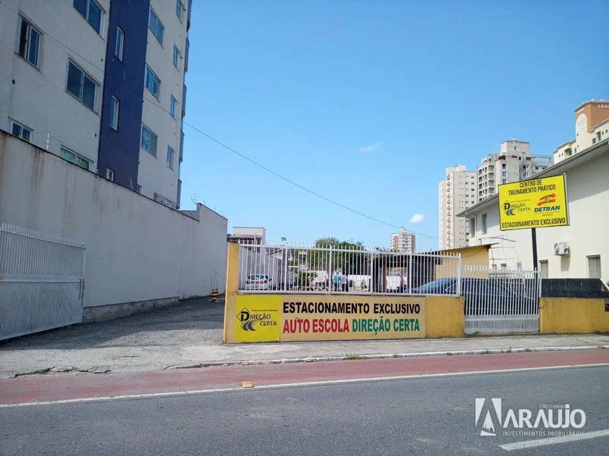 Foto 1 de Lote/Terreno à venda, 1011m² em Sao Joao, Itajaí