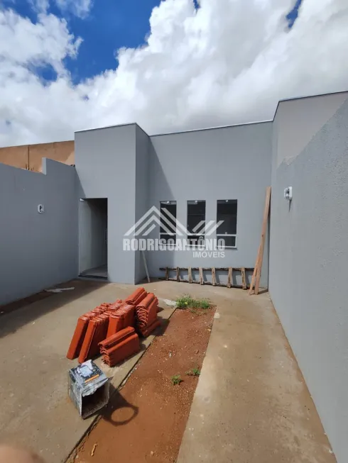 Foto 1 de Casa com 3 Quartos à venda, 125m² em Residencial Monte Belo, Montes Claros