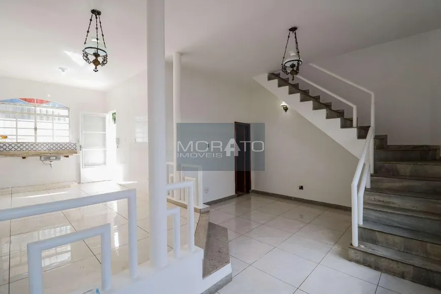 Foto 1 de Casa com 4 Quartos à venda, 170m² em Dona Clara, Belo Horizonte