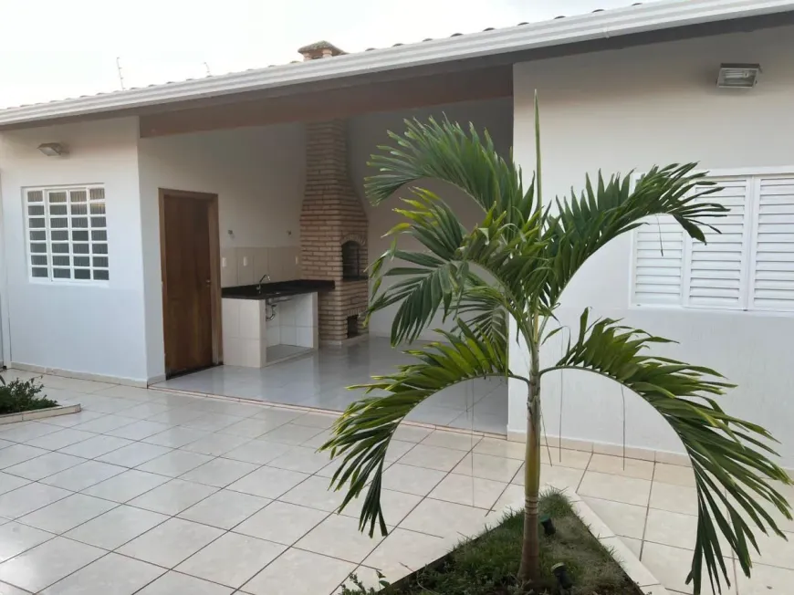Foto 1 de Casa com 4 Quartos à venda, 191m² em Custódio Pereira, Uberlândia