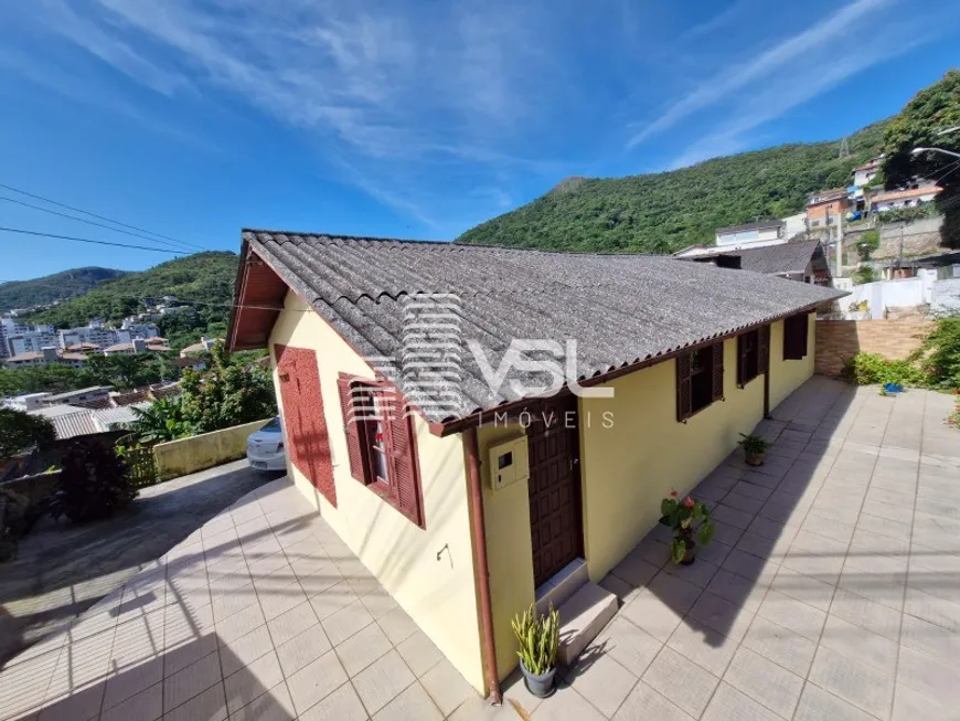 Foto 1 de Casa com 3 Quartos à venda, 400m² em Saco Grande, Florianópolis