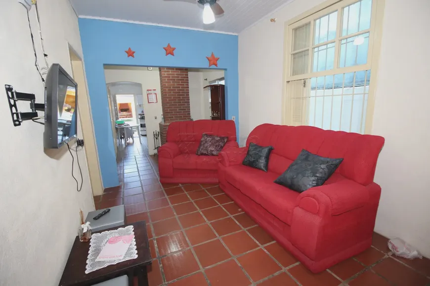 Foto 1 de Casa com 2 Quartos para alugar, 307m² em Laranjal, Pelotas