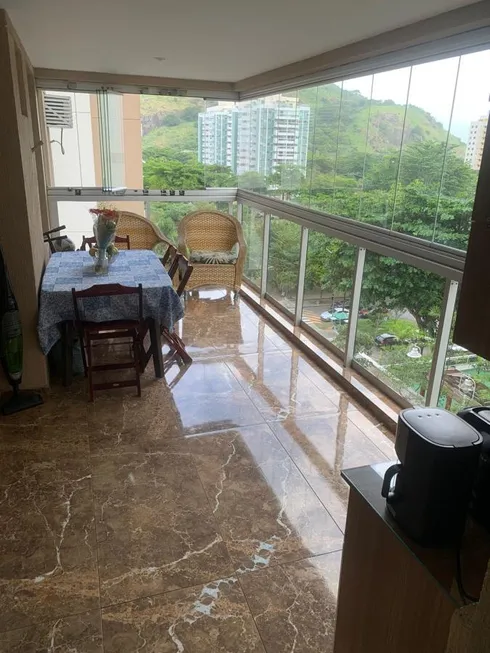 Foto 1 de Apartamento com 3 Quartos à venda, 96m² em Recreio Dos Bandeirantes, Rio de Janeiro