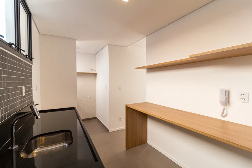 Foto 1 de Apartamento com 1 Quarto para alugar, 27m² em Higienópolis, São Paulo