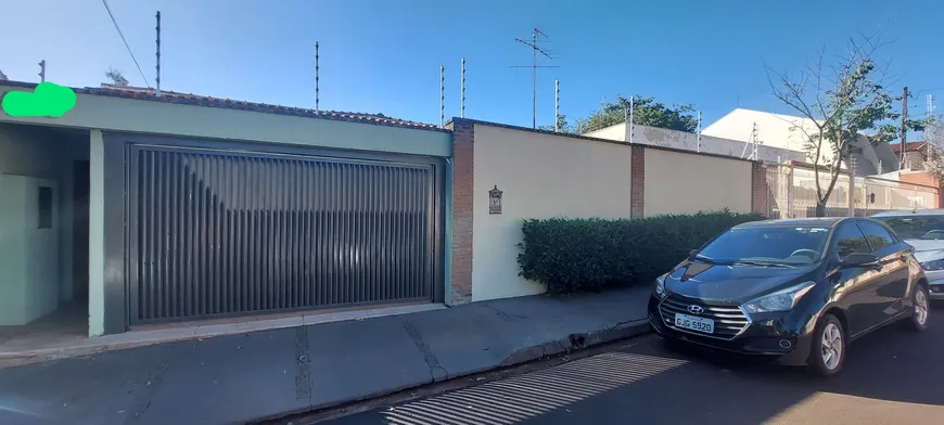 Foto 1 de Casa com 3 Quartos à venda, 214m² em Centro, Araraquara