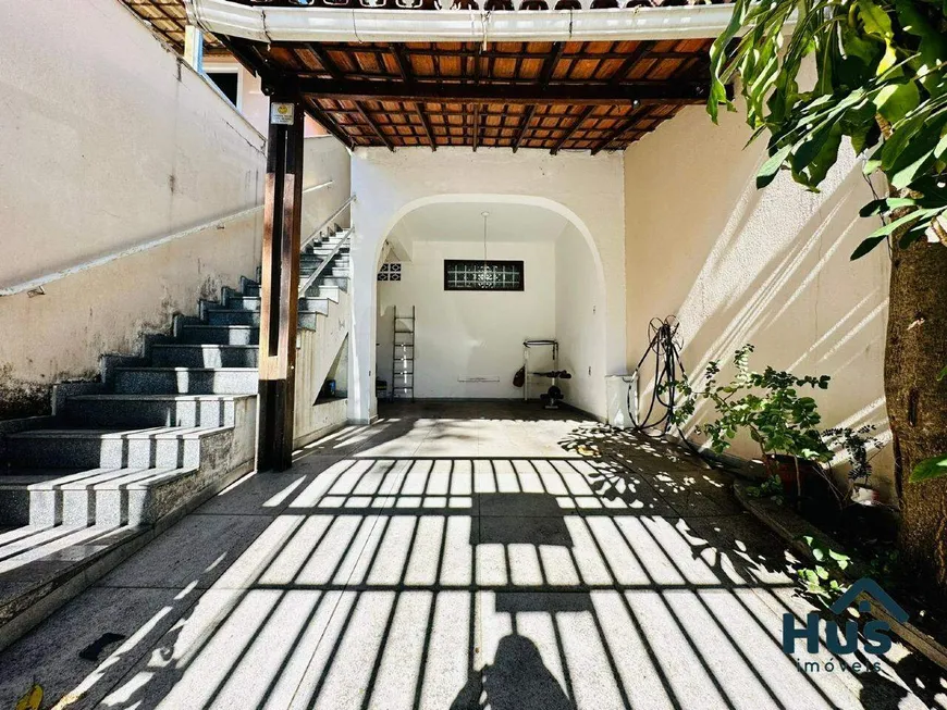 Foto 1 de Casa com 3 Quartos à venda, 152m² em Santa Amélia, Belo Horizonte