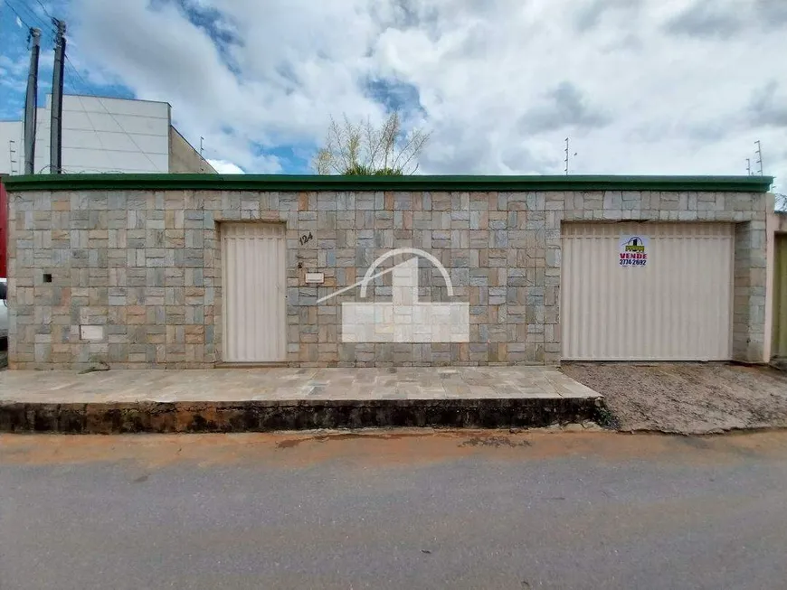 Foto 1 de Casa com 4 Quartos à venda, 206m² em Vale das Palmeiras, Sete Lagoas