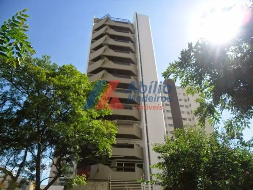 Foto 1 de Apartamento com 4 Quartos à venda, 213m² em Centro, Londrina